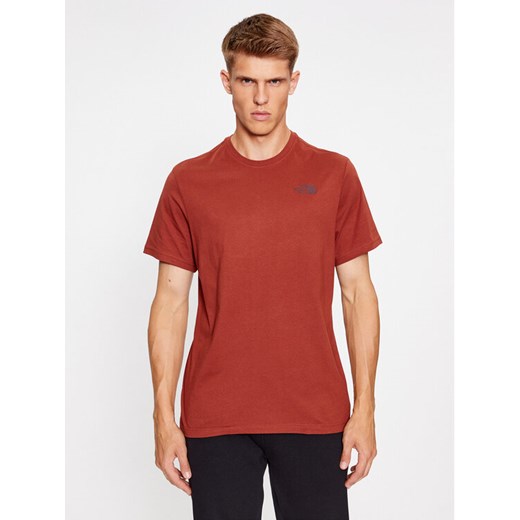 The North Face T-Shirt Redbox Celebration NF0A7X1K Brązowy Regular Fit ze sklepu MODIVO w kategorii T-shirty męskie - zdjęcie 182649515