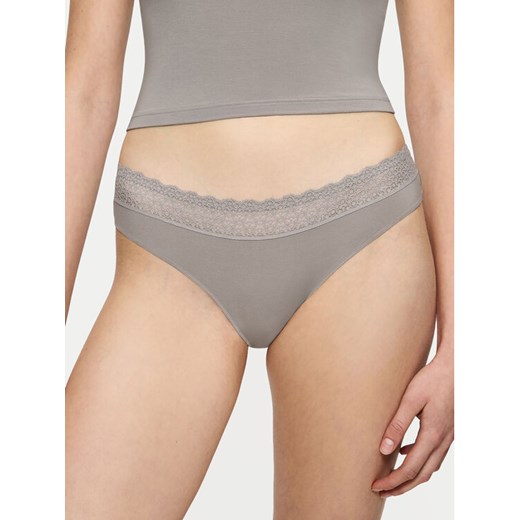 Triumph Figi klasyczne Feel of Modal 10214403 Szary ze sklepu MODIVO w kategorii Majtki damskie - zdjęcie 182650987