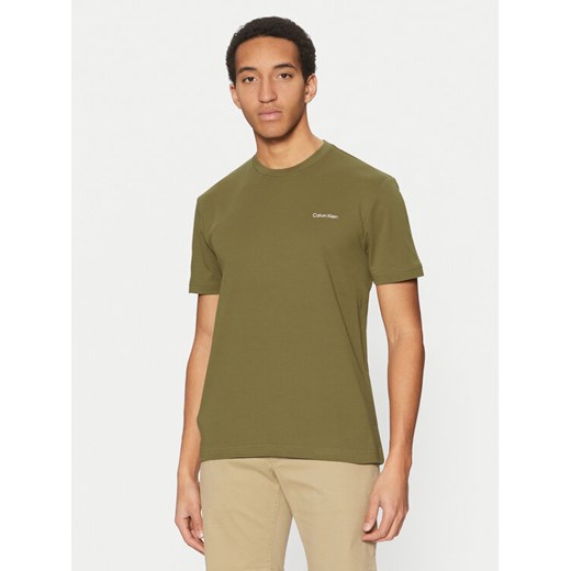 Calvin Klein T-Shirt Micro Logo K10K109894 Zielony Regular Fit ze sklepu MODIVO w kategorii T-shirty męskie - zdjęcie 182652339