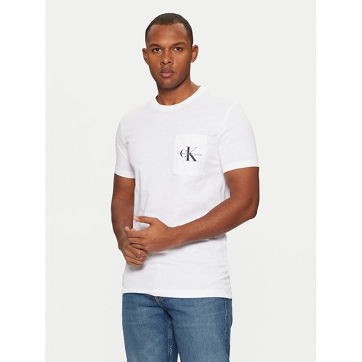 Calvin Klein Jeans T-Shirt J30J320936 Biały Slim Fit ze sklepu MODIVO w kategorii T-shirty męskie - zdjęcie 182652737