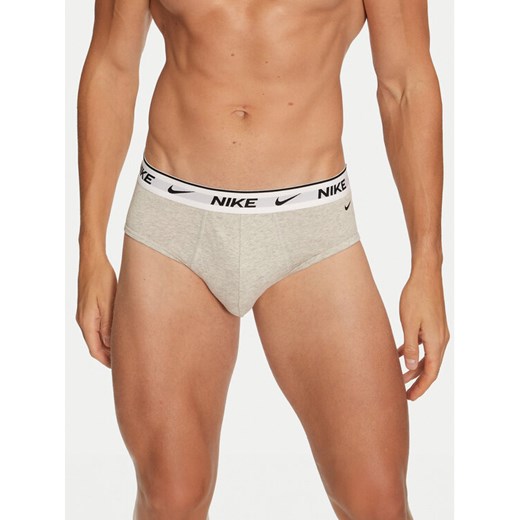 Nike Komplet 2 par slipów Brief 0000KE1084 Kolorowy ze sklepu MODIVO w kategorii Majtki męskie - zdjęcie 182653135