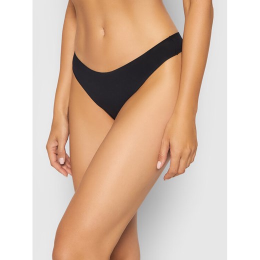 Hanro Stringi Invisible 1225 Czarny ze sklepu MODIVO w kategorii Majtki damskie - zdjęcie 182653696