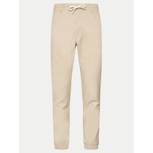 s.Oliver Spodnie materiałowe 2143826 Beżowy Slim Fit ze sklepu MODIVO w kategorii Spodnie męskie - zdjęcie 182653775
