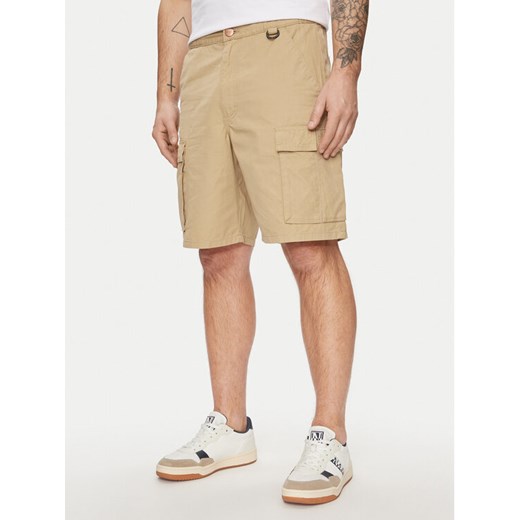 Wrangler Szorty materiałowe Casey Utility 112352191 Beżowy Relaxed Fit ze sklepu MODIVO w kategorii Spodenki męskie - zdjęcie 182654258