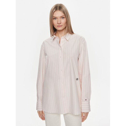 Tommy Hilfiger Koszula WW0WW41854 Różowy Relaxed Fit ze sklepu MODIVO w kategorii Koszule damskie - zdjęcie 182654436