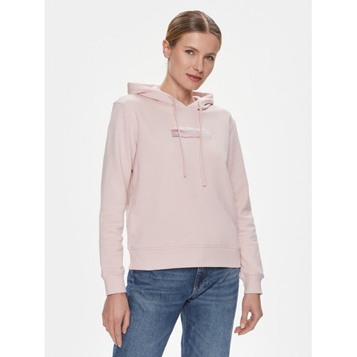 Calvin Klein Jeans Bluza Diffused J20J223267 Różowy Regular Fit ze sklepu MODIVO w kategorii Bluzy damskie - zdjęcie 182654517
