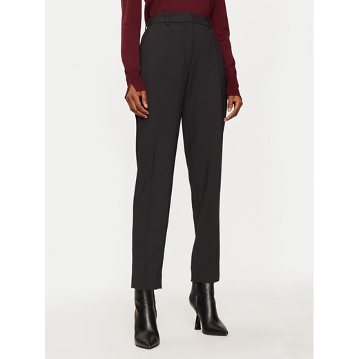 Calvin Klein Spodnie materiałowe K20K207589 Czarny Regular Fit ze sklepu MODIVO w kategorii Spodnie damskie - zdjęcie 182654589
