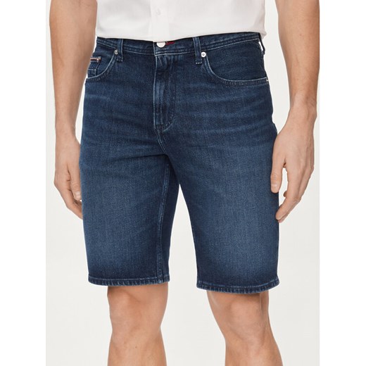 Tommy Hilfiger Szorty jeansowe Brooklyn MW0MW35176 Granatowy Straight Fit ze sklepu MODIVO w kategorii Spodenki męskie - zdjęcie 182654655