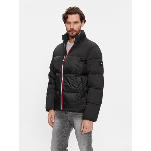 Tommy Hilfiger Kurtka zimowa Tech Stand Collar MW0MW27586 Czarny Regular Fit ze sklepu MODIVO w kategorii Kurtki męskie - zdjęcie 182654758
