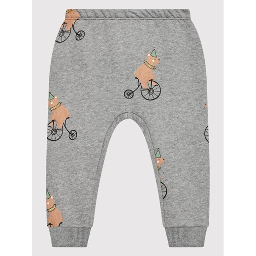 United Colors Of Benetton Spodnie dresowe 3P4BAF00E Szary Regular Fit ze sklepu MODIVO w kategorii Spodnie i półśpiochy - zdjęcie 182654988