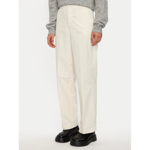 United Colors Of Benetton Spodnie materiałowe 4HA2DF07I Écru Regular Fit ze sklepu MODIVO w kategorii Spodnie damskie - zdjęcie 182655189