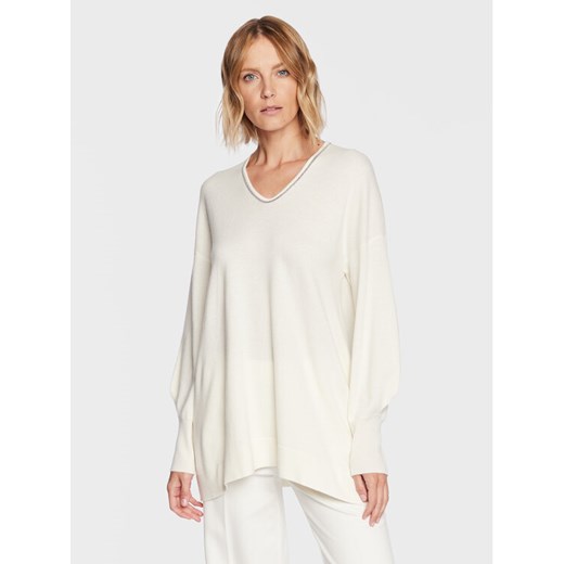 Fabiana Filippi Sweter MAD222W028 Écru Relaxed Fit ze sklepu MODIVO w kategorii Swetry damskie - zdjęcie 182656085