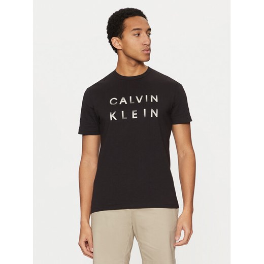 Calvin Klein T-Shirt K10K114156 Czarny Regular Fit ze sklepu MODIVO w kategorii T-shirty męskie - zdjęcie 182656535
