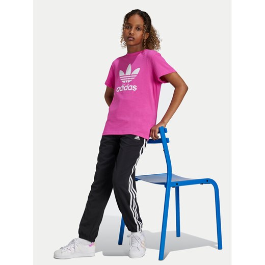 adidas T-Shirt adicolor Trefoil IY7419 Różowy Regular Fit ze sklepu MODIVO w kategorii Bluzki dziewczęce - zdjęcie 182657256