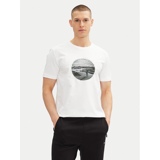 BOSS T-Shirt Graphic Heritage 50537847 Biały Regular Fit ze sklepu MODIVO w kategorii T-shirty męskie - zdjęcie 182658095