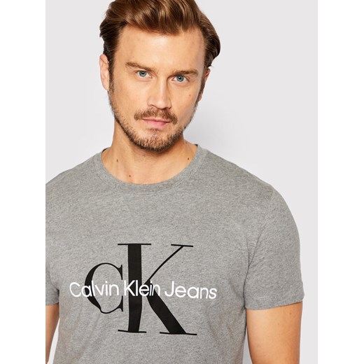 Calvin Klein Jeans T-Shirt J30J320935 Szary Slim Fit ze sklepu MODIVO w kategorii T-shirty męskie - zdjęcie 182658325