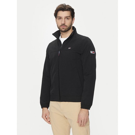 Tommy Jeans Kurtka przejściowa Essential Casual DM0DM15382 Czarny Regular Fit ze sklepu MODIVO w kategorii Kurtki męskie - zdjęcie 182659157