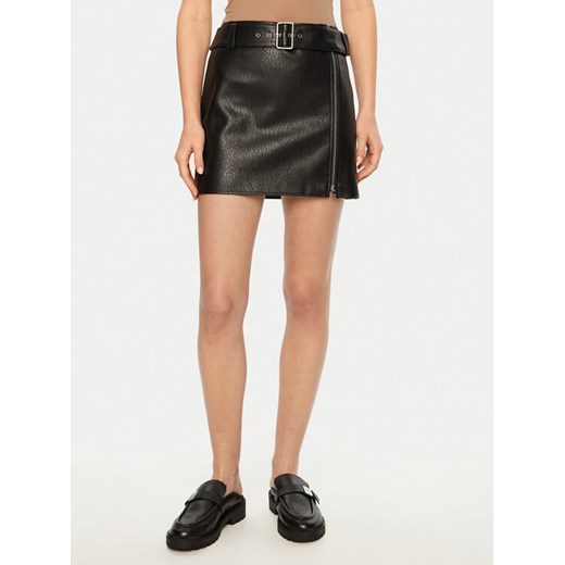 HUGO Spódnica skórzana mini 50533859 Czarny Regular Fit ze sklepu MODIVO w kategorii Spódnice - zdjęcie 182660559