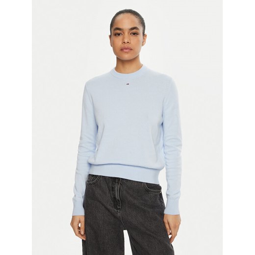 Tommy Jeans Sweter Essential DW0DW20159 Błękitny Regular Fit ze sklepu MODIVO w kategorii Swetry damskie - zdjęcie 182661175