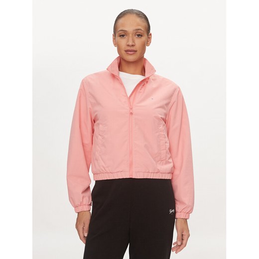 Tommy Jeans Wiatrówka Essential DW0DW18139 Różowy Regular Fit ze sklepu MODIVO w kategorii Kurtki damskie - zdjęcie 182661409