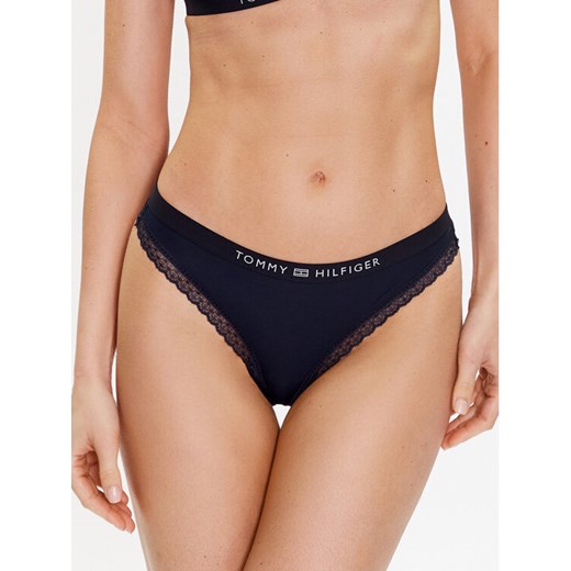 Tommy Hilfiger Stringi UW0UW04184 Granatowy ze sklepu MODIVO w kategorii Majtki damskie - zdjęcie 182661966
