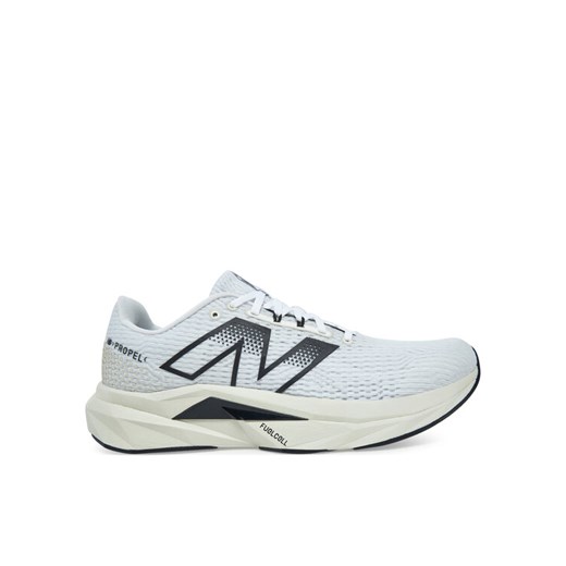 New Balance Buty do biegania FuelCell Propel v5 MFCPRCW5 Biały ze sklepu MODIVO w kategorii Buty sportowe męskie - zdjęcie 182662699