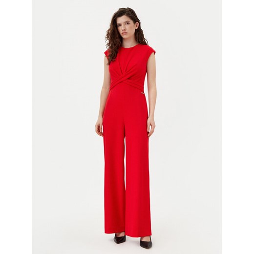 Calvin Klein Kombinezon K20K208177 Czerwony Wide Leg ze sklepu MODIVO w kategorii Kombinezony damskie - zdjęcie 182664136