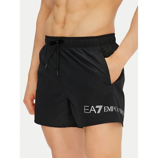 EA7 Emporio Armani Szorty kąpielowe 7M000519 AF13049 MC026 Czarny Regular Fit ze sklepu MODIVO w kategorii Kąpielówki - zdjęcie 182665048