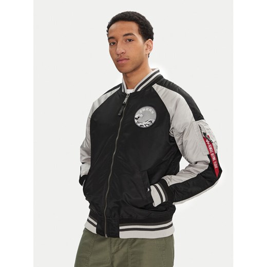 Alpha Industries Kurtka bomber Japan Warrior Souvenir 146101 Czarny Regular Fit ze sklepu MODIVO w kategorii Kurtki męskie - zdjęcie 182665258