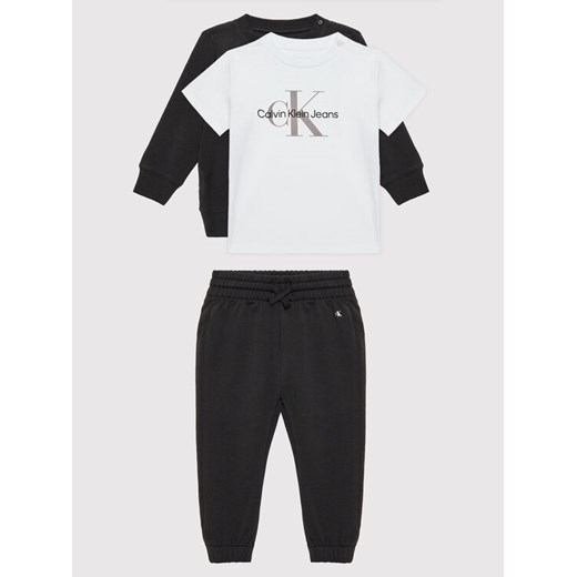 Calvin Klein Jeans Komplet dziecięcy Monogram Starter IN0IN00011 Czarny Regular Fit ze sklepu MODIVO w kategorii Komplety niemowlęce - zdjęcie 182665298