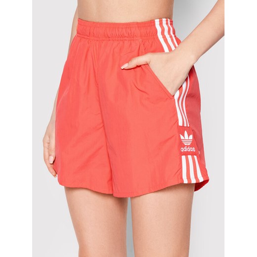 adidas Szorty sportowe 3-Stripes HF7454 Różowy Regular Fit ze sklepu MODIVO w kategorii Szorty - zdjęcie 182665416