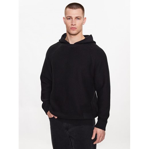 Calvin Klein Jeans Sweter J30J323539 Czarny Regular Fit ze sklepu MODIVO w kategorii Swetry męskie - zdjęcie 182665909