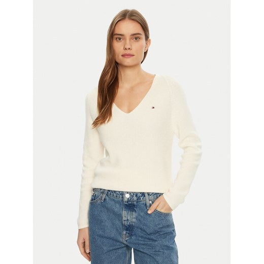 Tommy Hilfiger Sweter WW0WW44452 Écru Regular Fit ze sklepu MODIVO w kategorii Swetry damskie - zdjęcie 182666175