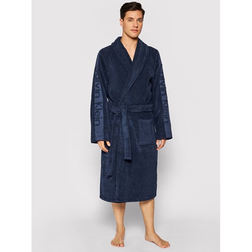 Calvin Klein Underwear Szlafrok 000EM1159E Granatowy ze sklepu MODIVO w kategorii Szlafroki męskie - zdjęcie 182667548