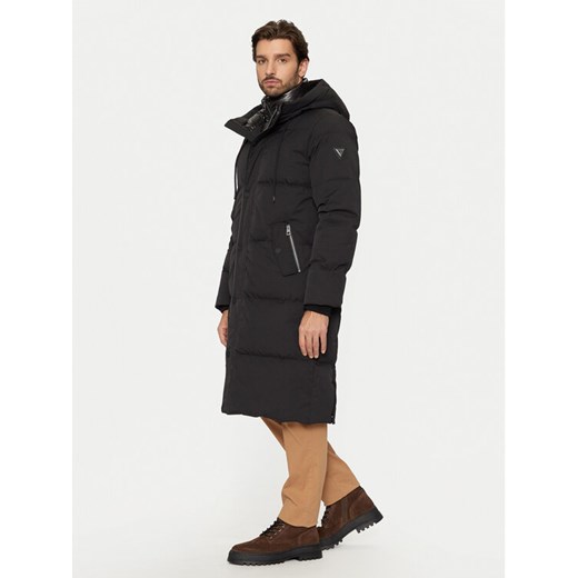Guess Płaszcz zimowy M4BL44 WGJR2 Czarny Regular Fit ze sklepu MODIVO w kategorii Płaszcze męskie - zdjęcie 182668166