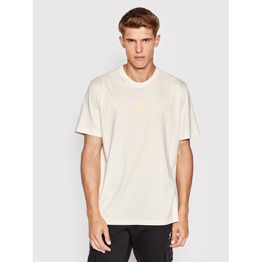 adidas T-Shirt Trefoil Series Street HK2786 Beżowy Regular Fit ze sklepu MODIVO w kategorii T-shirty męskie - zdjęcie 182668315
