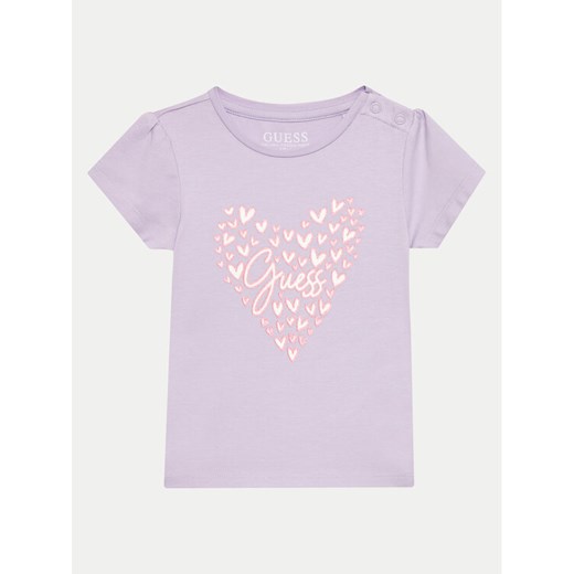 Guess T-Shirt A4GI01 K6YW4 Fioletowy Regular Fit ze sklepu MODIVO w kategorii Bluzki dziewczęce - zdjęcie 182668727