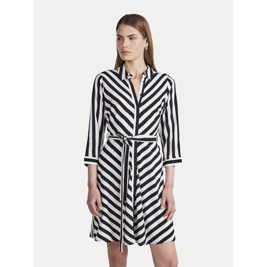 YAS Sukienka koszulowa Savanna 26030247 Czarny Loose Fit ze sklepu MODIVO w kategorii Sukienki - zdjęcie 182669549