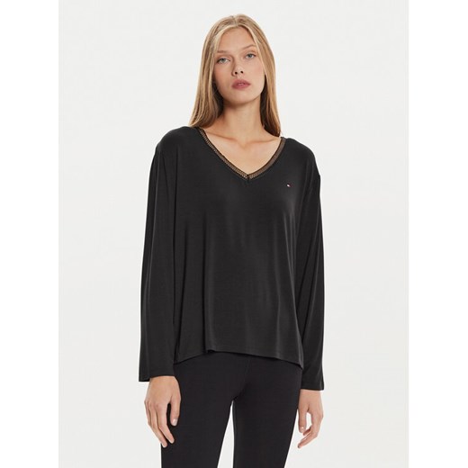 Tommy Hilfiger Bluzka UW0UW05568 Czarny Regular Fit ze sklepu MODIVO w kategorii Bluzki damskie - zdjęcie 182670526