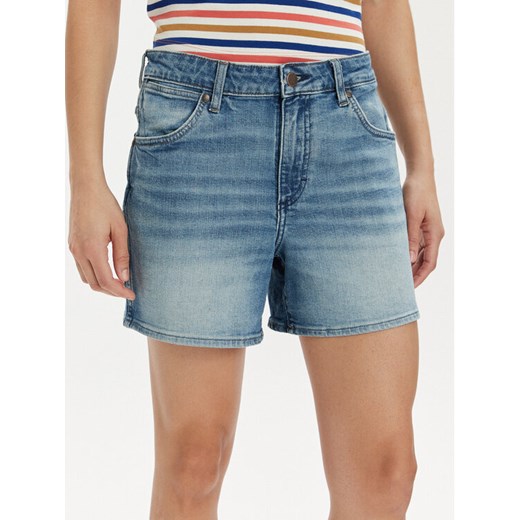 Wrangler Szorty jeansowe 112351036 Niebieski Boyfriend Fit ze sklepu MODIVO w kategorii Szorty - zdjęcie 182670967