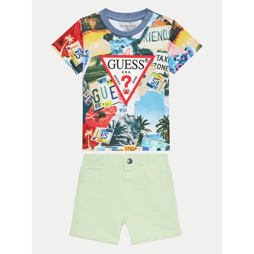 Guess Komplet t-shirt i spodenki I4GG12 K8HM3 Kolorowy Regular Fit ze sklepu MODIVO w kategorii Komplety niemowlęce - zdjęcie 182672189