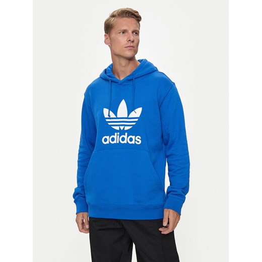 adidas Bluza adicolor Classics Trefoil IZ1855 Niebieski Regular Fit ze sklepu MODIVO w kategorii Bluzy męskie - zdjęcie 182672769