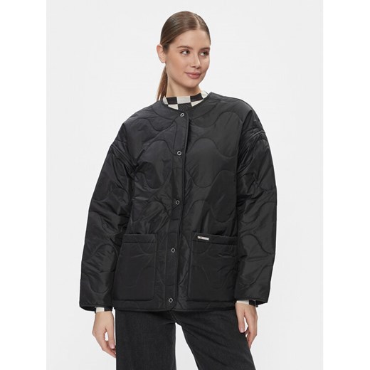 Tommy Jeans Kurtka przejściowa Tjw Onion Quilt Liner Jacket DW0DW17235 Czarny Regular Fit ze sklepu MODIVO w kategorii Kurtki damskie - zdjęcie 182673668