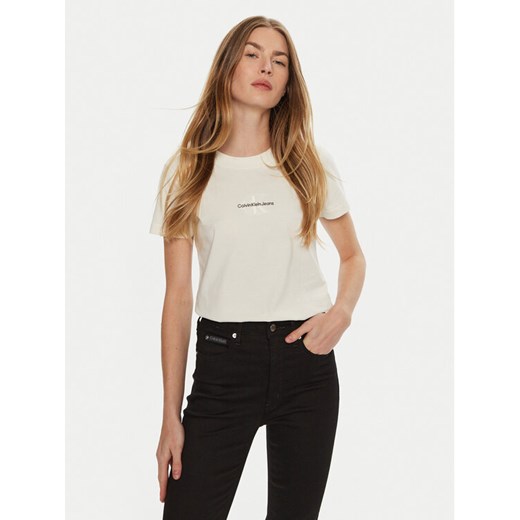 Calvin Klein Jeans T-Shirt J20J223563 Écru Slim Fit ze sklepu MODIVO w kategorii Bluzki damskie - zdjęcie 182674365