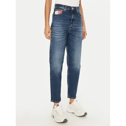 Tommy Jeans Jeansy DW0DW20224 Niebieski Mom Fit ze sklepu MODIVO w kategorii Jeansy damskie - zdjęcie 182674775