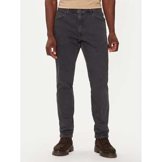 Wrangler Jeansy River 112356783 Szary Tapered Fit ze sklepu MODIVO w kategorii Jeansy męskie - zdjęcie 182674805