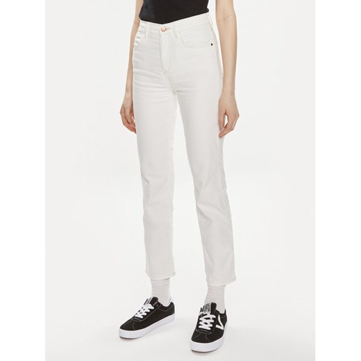 Wrangler Jeansy 112351027 Biały Straight Fit ze sklepu MODIVO w kategorii Jeansy damskie - zdjęcie 182674807