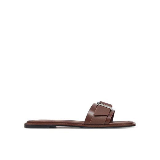 Calvin Klein Klapki Flat Slide W/Buckle - Lth HW0HW02490 Brązowy ze sklepu MODIVO w kategorii Klapki damskie - zdjęcie 182674816