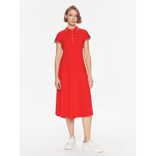 Tommy Hilfiger Sukienka codzienna WW0WW41269 Czerwony Regular Fit ze sklepu MODIVO w kategorii Sukienki - zdjęcie 182675139