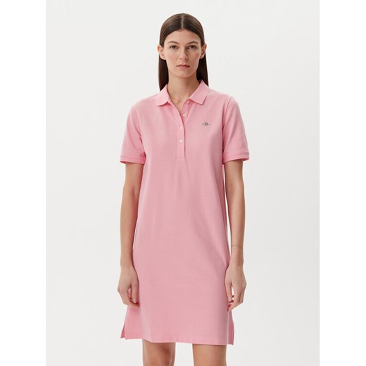 Gant Sukienka codzienna Shield 4201529 Różowy Regular Fit ze sklepu MODIVO w kategorii Sukienki - zdjęcie 182675445
